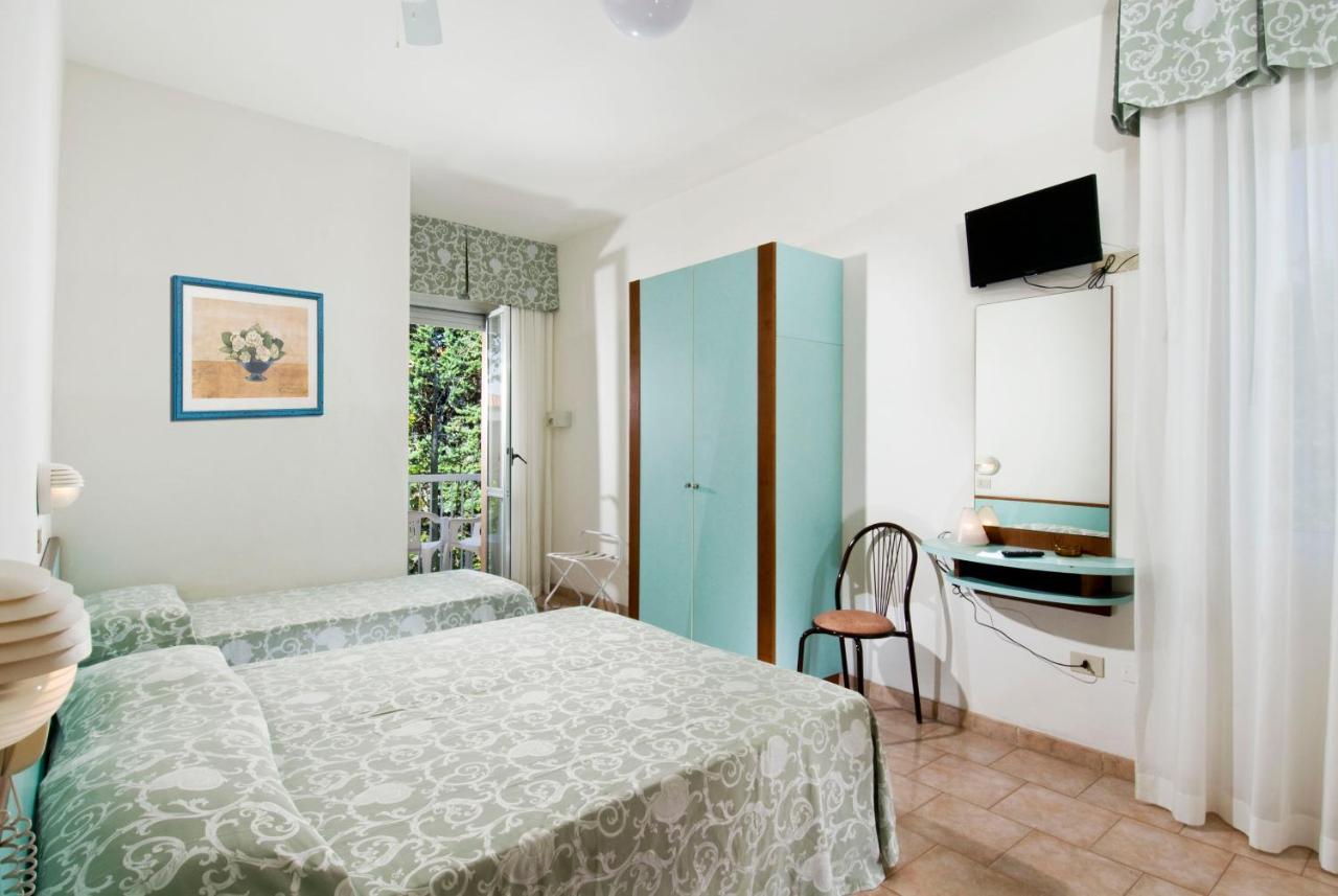 Hotel Casadei Rimini Exterior foto